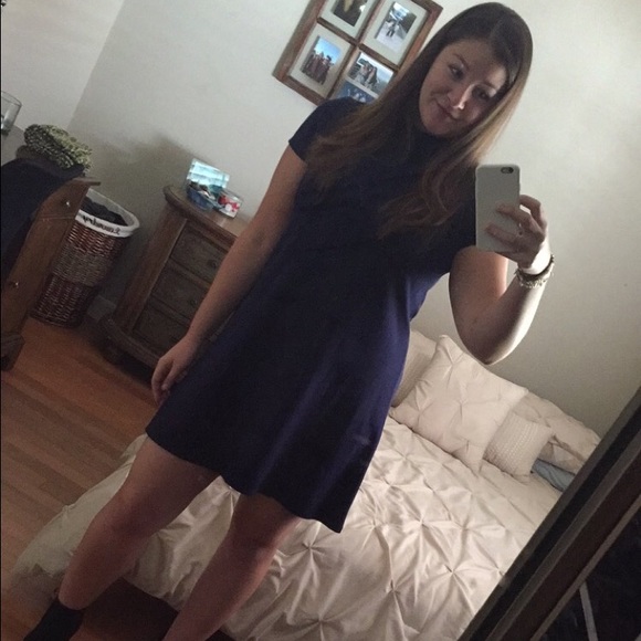 Meet your posher, Ashley! - Picture 2 of 2