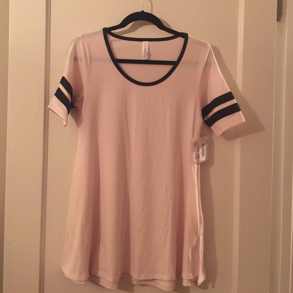 LuLaRoe Perfect Tee