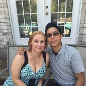 Meet your Posher, Leah