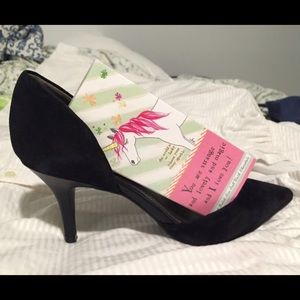 🍫🍭Tahari black pumps! 7.5 Sweeeeet!!🐩🐊🐎