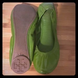 Green Tory Burch flats