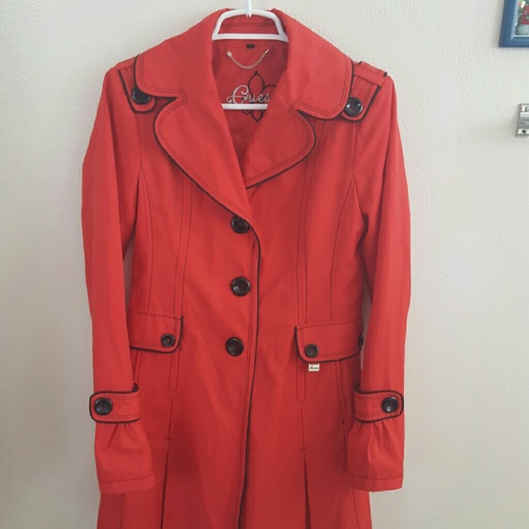 Trench coat raincoat Guess red