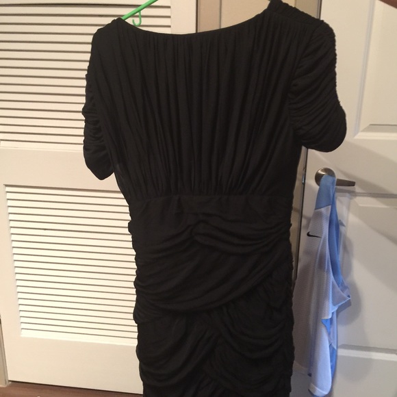 A black dress for elegant wear - Picture 2 of 2