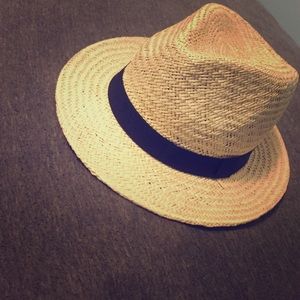 Summer straw hat NEVER WORN