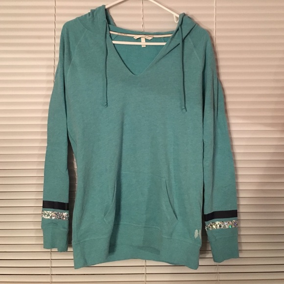 NWOT Victoria's secret pink hoodie