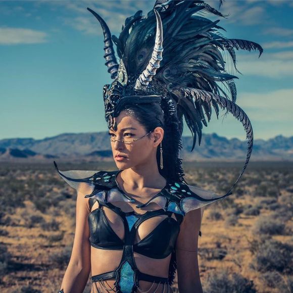 Meet your Posher, Crystal - Picture 1 of 1