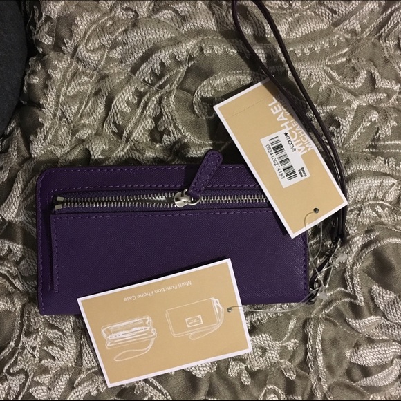 SOLD - Picture 2 of 4