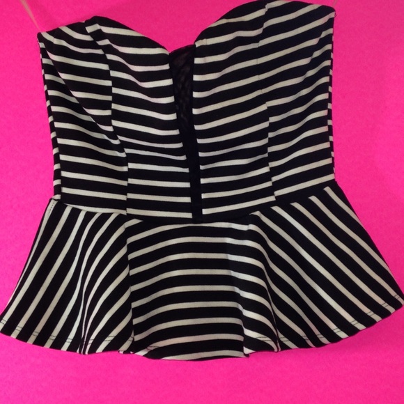 Agaci Peplum Strapless Top