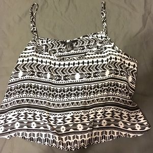 Forever 21 Flowy crop top