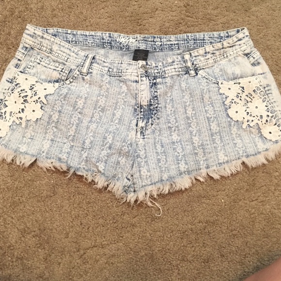 Selling my shorts I can't fit in anymore, sad!!!