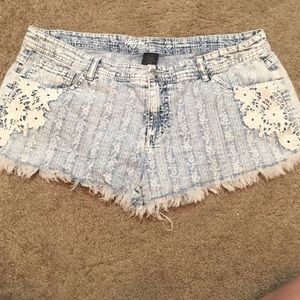 Selling my shorts I can't fit in anymore, sad!!!