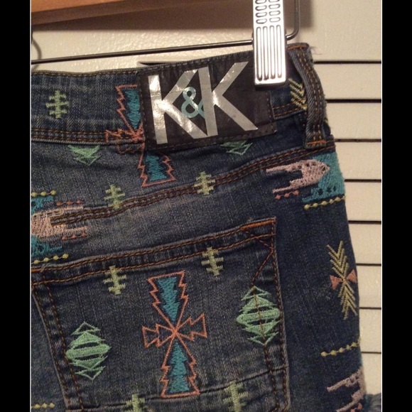 K&K, Kendall & Kylie Shorts - Picture 2 of 4