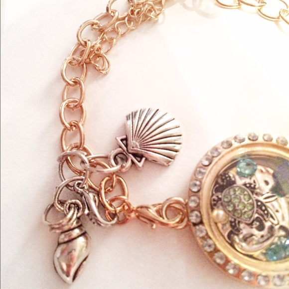 MERMAID SOUL Gold charm Bracelet Locket - Picture 3 of 3