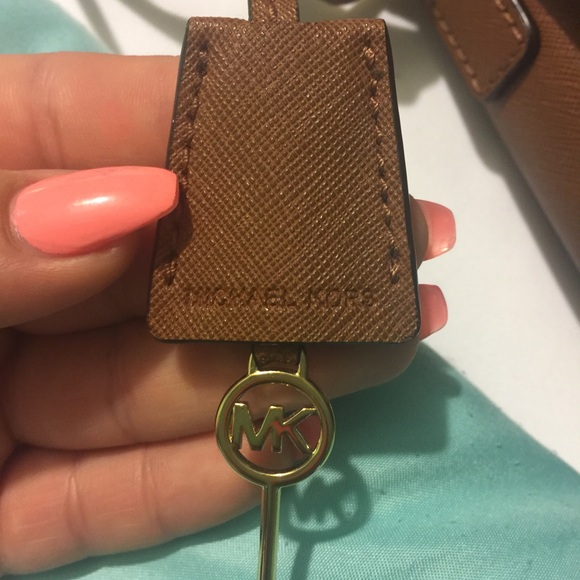 👀ADDITIONAL PICS👀 - Picture 4 of 4