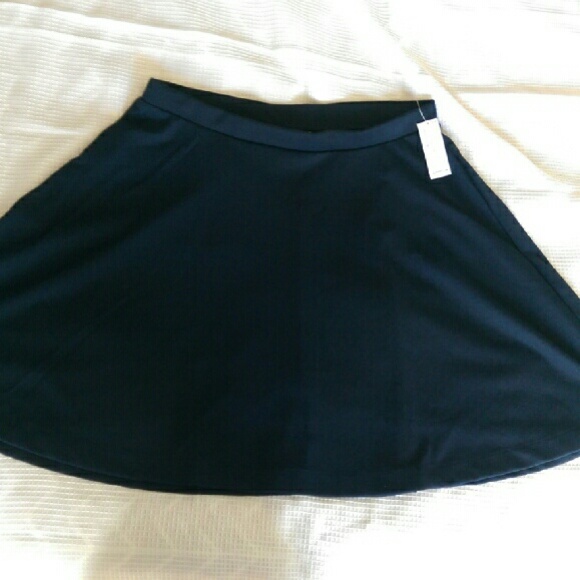 Old Navy circle skater skirt with tags still on! - Picture 2 of 4