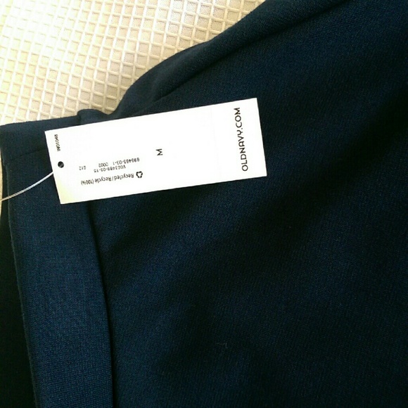 Old Navy circle skater skirt with tags still on! - Picture 3 of 4