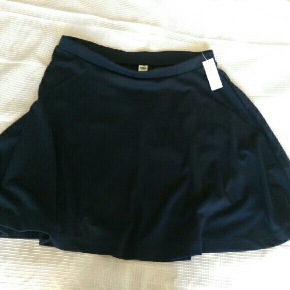 Old Navy circle skater skirt with tags still on! - Picture 4 of 4