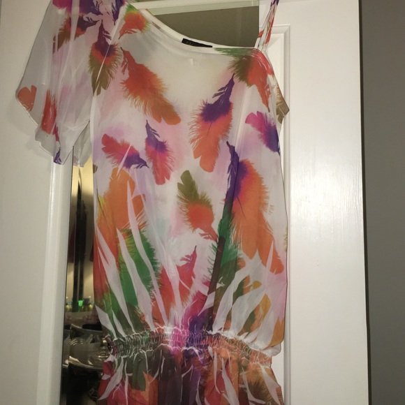 Sheer feather top!! - Picture 2 of 3