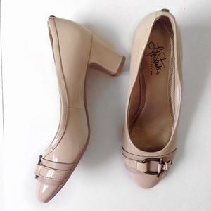Last price drop! Comfortable Nude Pumps