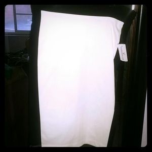 **New Windsor Pencil Skirt**