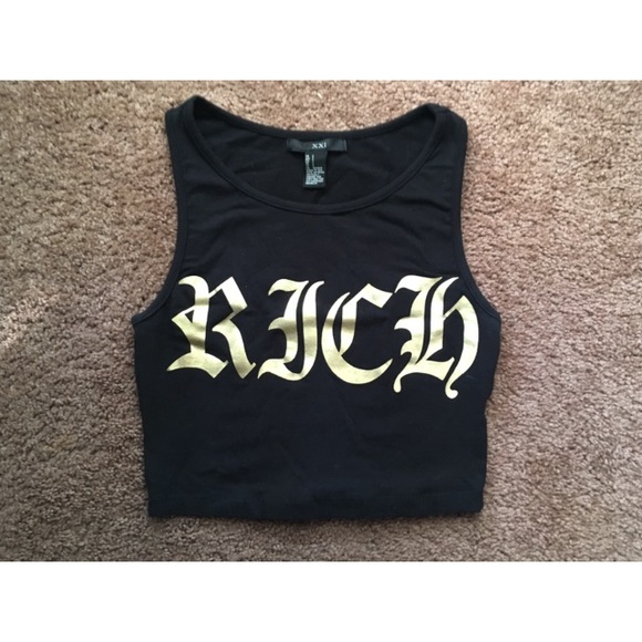 🔴SOLD🌸FREE WITH ANY PURCHASE Crop top