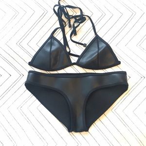 TRIANGLE SWIMSUIT New without tag