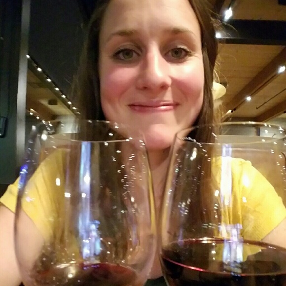 Meet your Posher, Angie