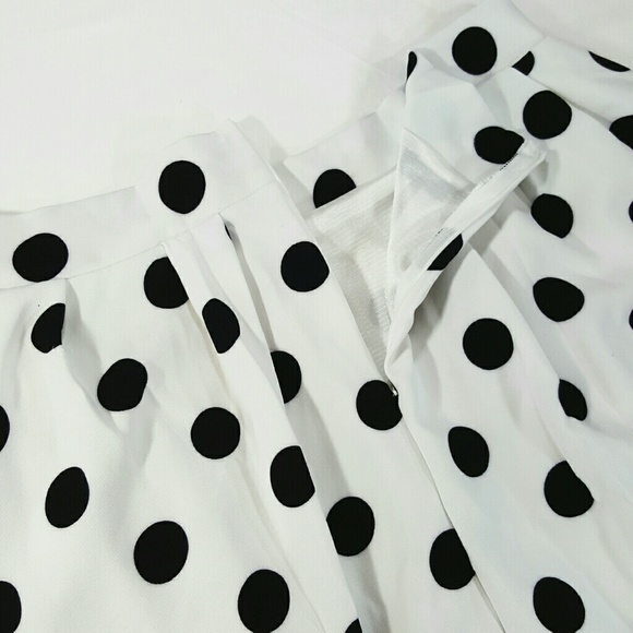 *LAST ONE*💟HP💟 Vintage High Waist Polka Dot Midi - Picture 4 of 4