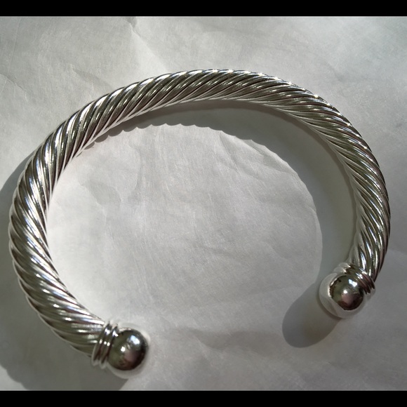 .925 Stamped Twist Cuff Bracelet - Picture 4 of 6