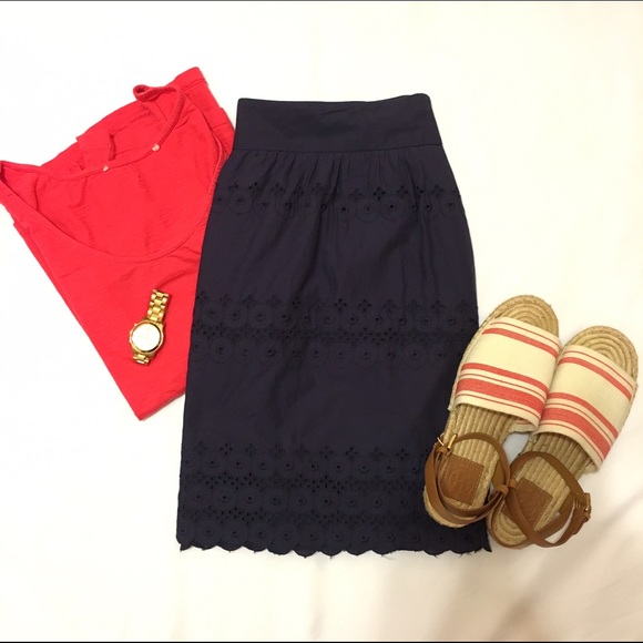 Loft Navy Blue Eyelet Skirt Size 8