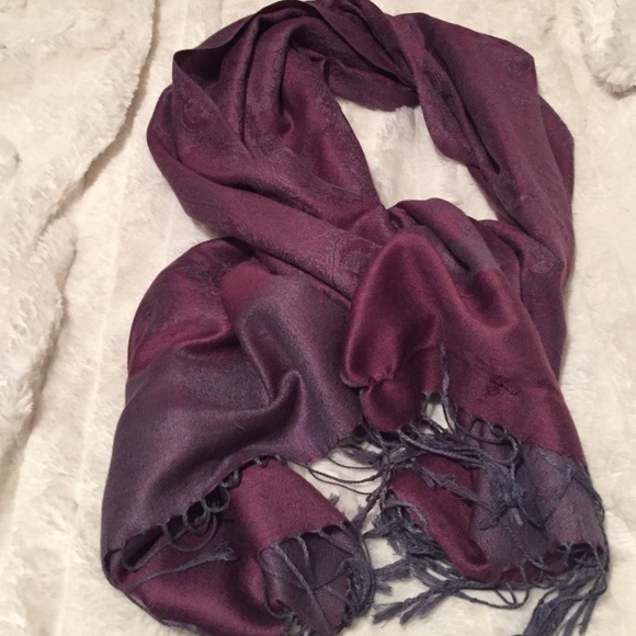 Scarf/purple/grey Brought hm fm Italy🚨MUSTHAVE🚨