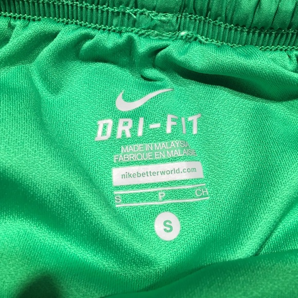 Nike Shorts - Picture 2 of 2