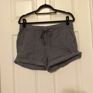 Lou&Grey roll up shorts