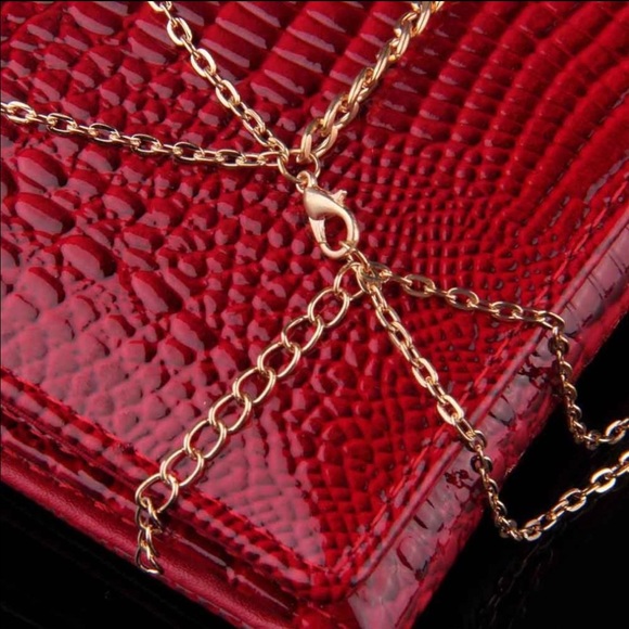 Golden Head Tassel Jewelry - Picture 4 of 4