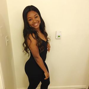 Meet your Posher, Elise