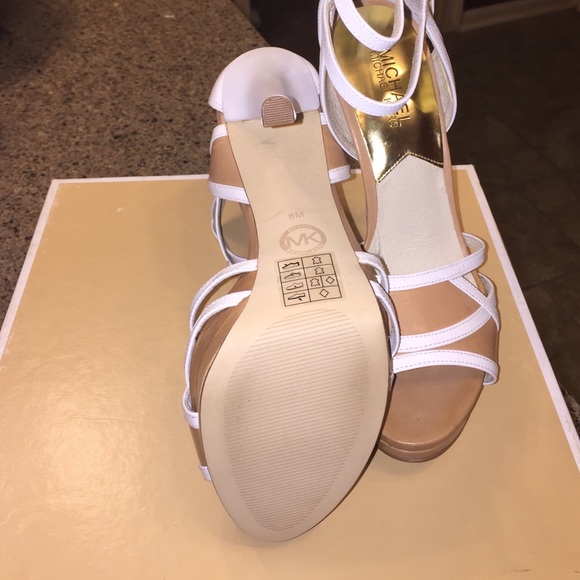 Michael Kors heels size 8 - Picture 3 of 4