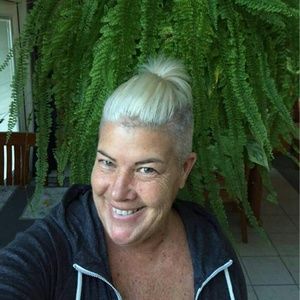 Meet your Posher, Monica