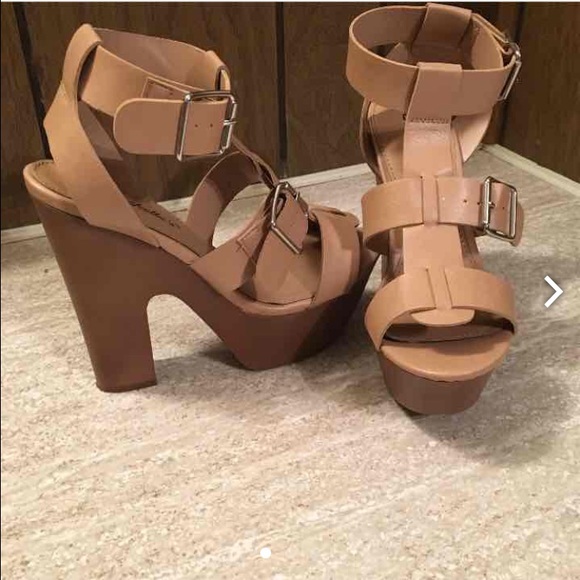 Chunky heels