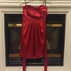 Short Red Strapless Junior Dress