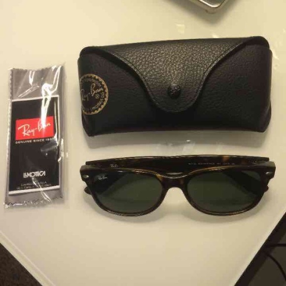 NWOT RayBan New Wayfarer