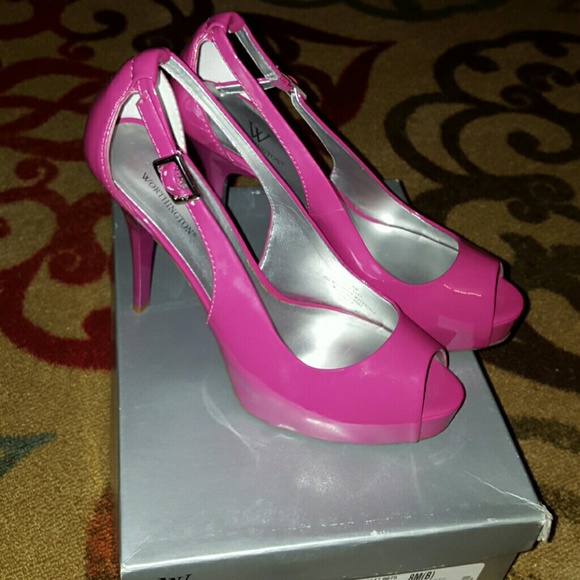 🔴Hot pink heels