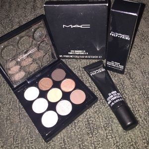 Brand new authentic MAC eyeshadow and eye primer!
