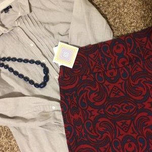 Size L Lularoe Cassie