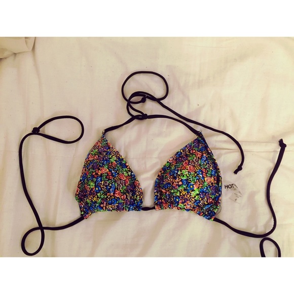 Swimsuits - Picture 2 of 3