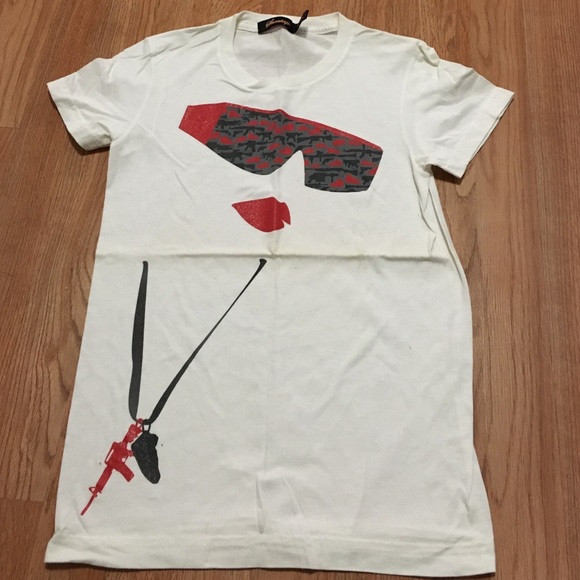 Sneaktip x Rouge Status graphic tee