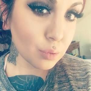 Meet your Posher, Jenna