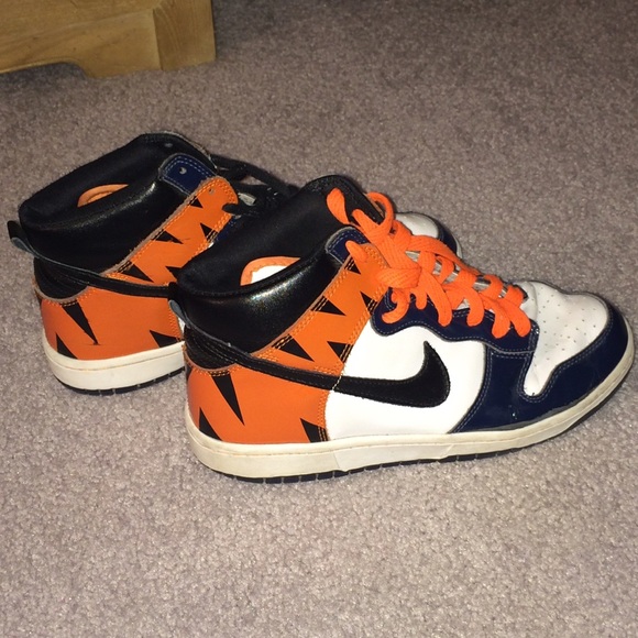 tiger striped shoes web orgasm