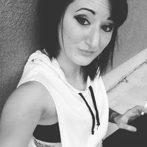 Meet your Posher, Stephani