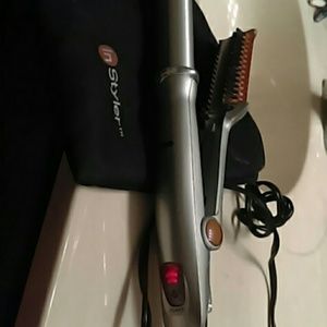 INSTYLER WITH BLACK CARRYING CASE!