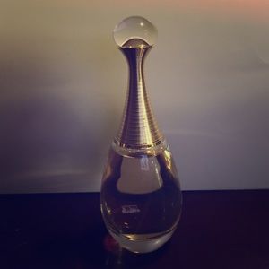 New Dior Jadore Eau De Parfum 3.4 oz unboxed